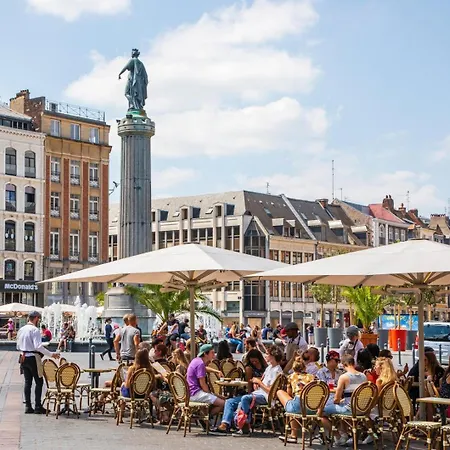 Apartamento Bright Flat In The Heart Of Vieux Lille. *